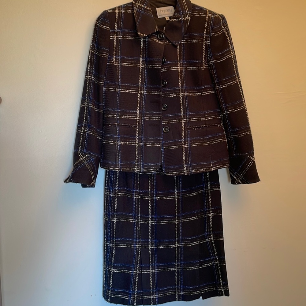 Navy blue Ingenuity jacket and skirt